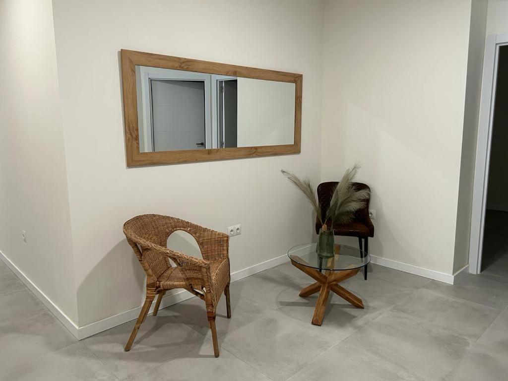Centro Estudio Trinidad Malaga 3 מראה חיצוני תמונה