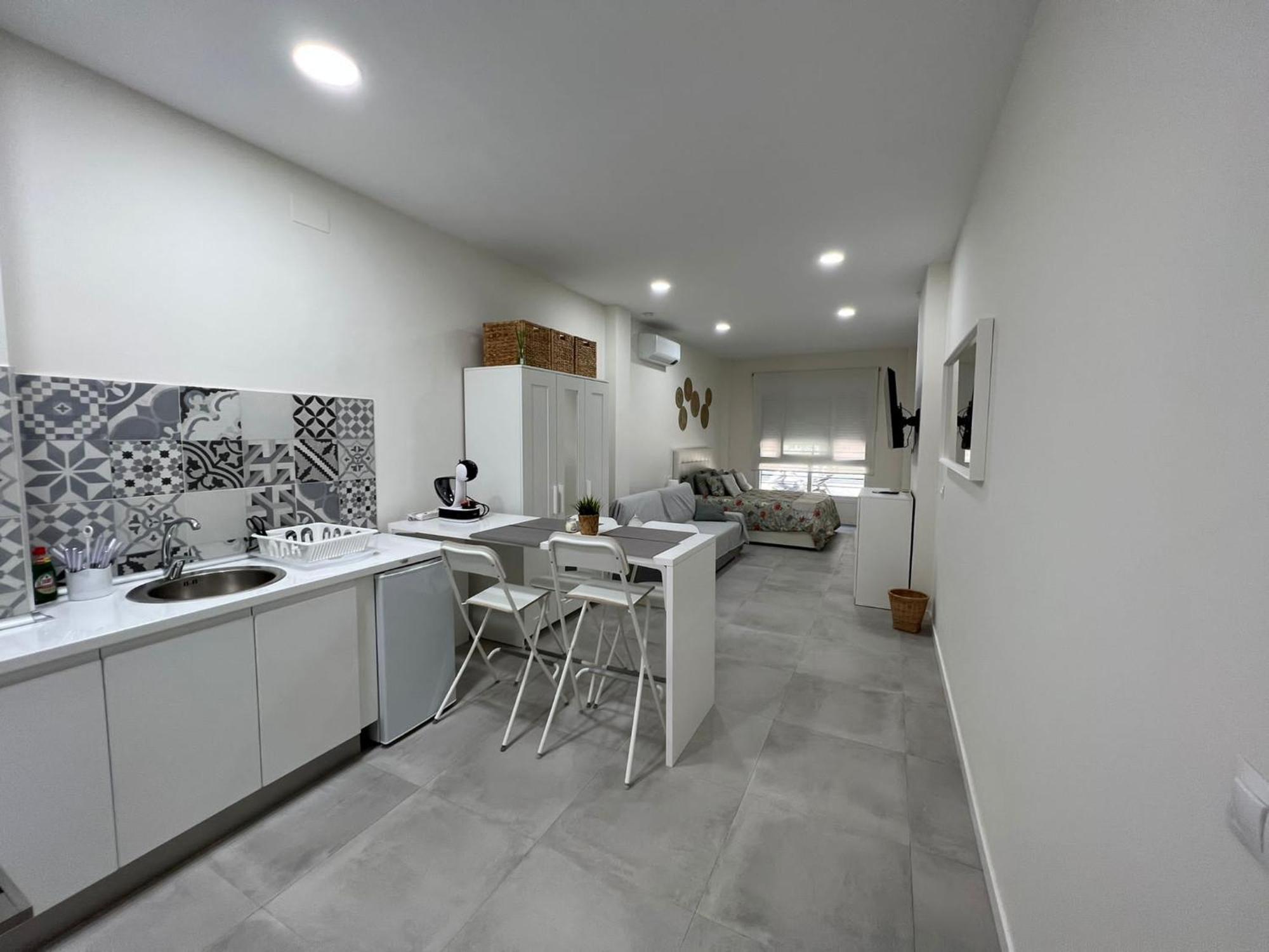 Centro Estudio Trinidad Malaga 3 מראה חיצוני תמונה